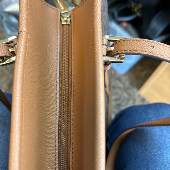 Michael Kors Jet Set Tote Shopper Handbag Nice! - Picture 7 of 8